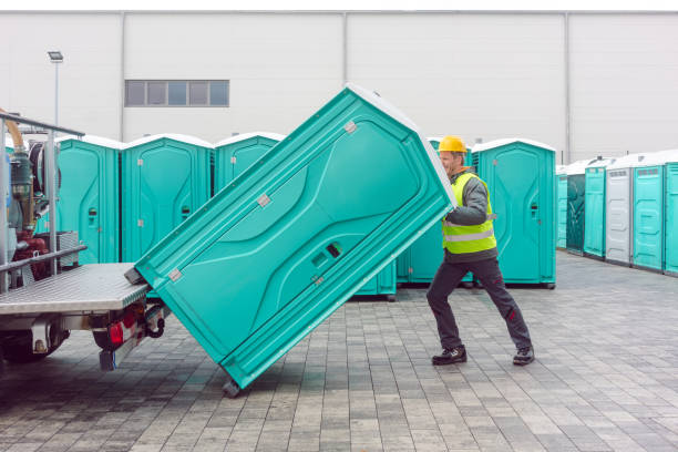 Portable Toilet Options We Offer in Clayton, MO